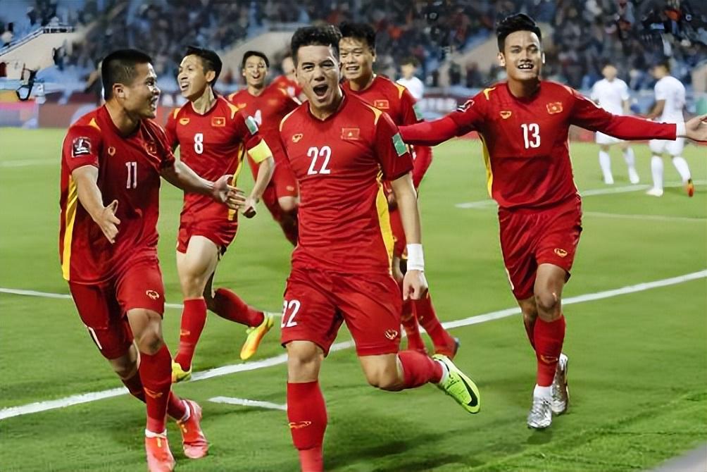 PG电子官方网站-喜讯！他将成首位通过邵佳一考察的国脚，国足热身赛连续三场破门